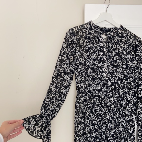 Floral Midi Dress - Picture 2 of 4